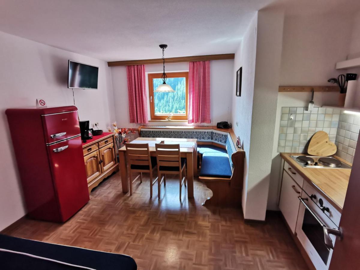 Ferienwohnungen Boehm Санкт-Якоб-ин-Деферегген Экстерьер фото